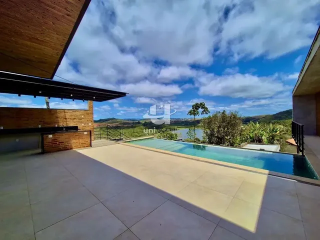 Imagem: Casa de Alto Padrão com Vista para Represa