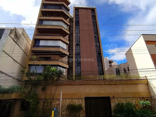 Imagem: Apartamento com 04 Quartos À Venda no Bairro