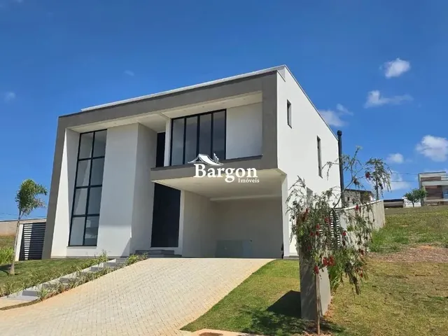 Imagem 1: Casa Duplex com 4 Quartos Sendo 3 Suítes a Venda no Alphaville Juiz de Fora