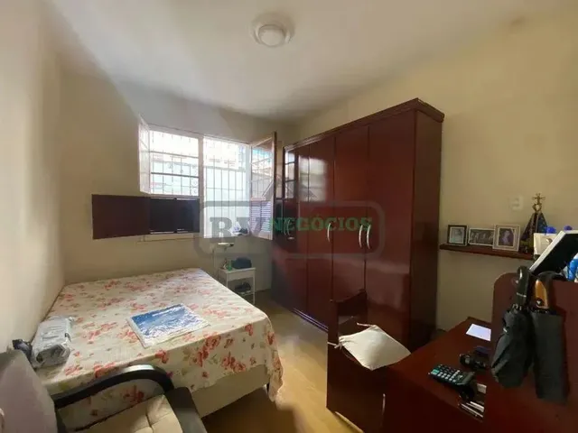 Imagem 4: Tr _Imóvel para Venda Possui 174 Metros Quadrados com 4 Quartos em São Mateus - Juiz De