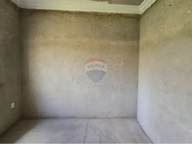 Imagem 2: Casa Grande em Final de Construção, com 3 Quartos 1 Suíte, 1 Vaga de Garagem, a Venda
