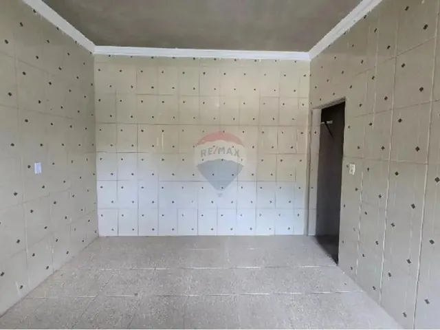 Imagem 3: Casa Grande em Final de Construção, com 3 Quartos 1 Suíte, 1 Vaga de Garagem, a Venda