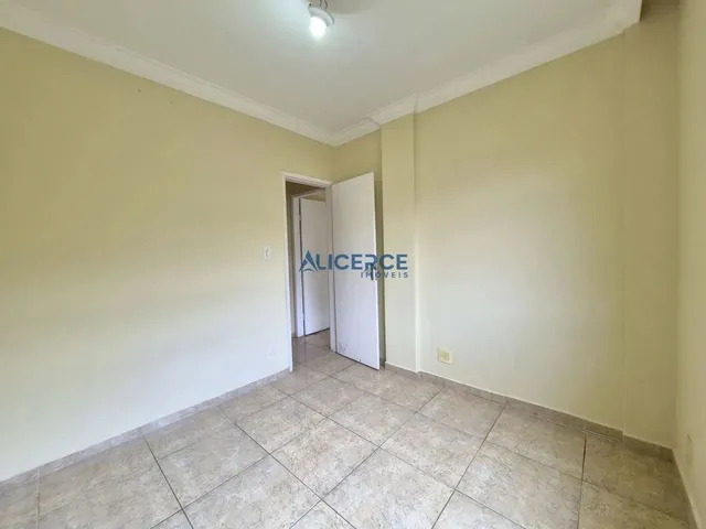 Imagem 2: Apartamento de 02 Quartos com Garagem Numerada no Mariano Procópio