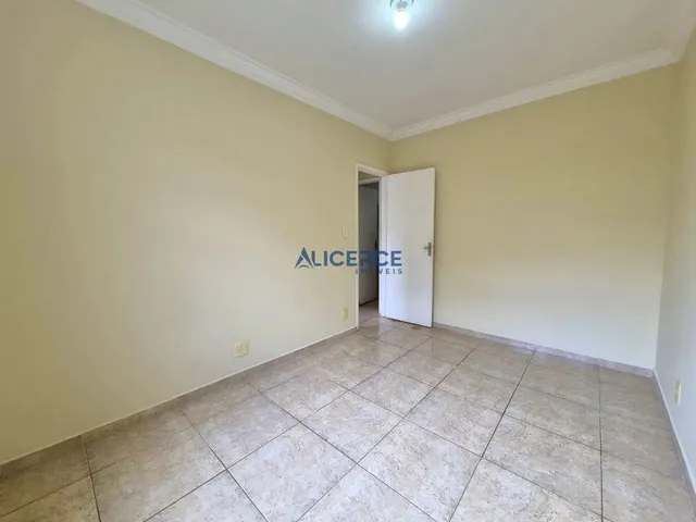 Imagem 3: Apartamento de 02 Quartos com Garagem Numerada no Mariano Procópio