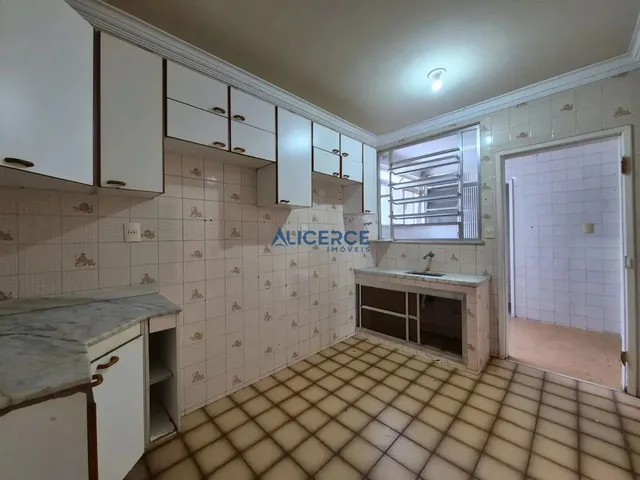 Imagem 6: Apartamento de 02 Quartos com Garagem Numerada no Mariano Procópio