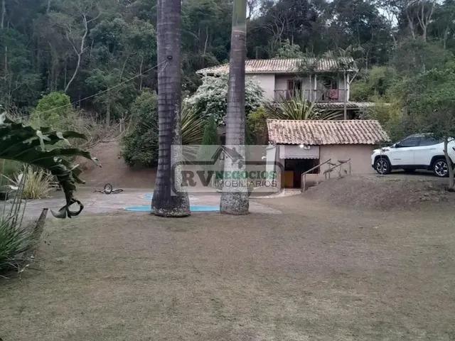 Imagem 1: Tr_Imóvel a Venda Possui 200 Metros Quadrados com 5 Quartos em Previdenciários - Juiz