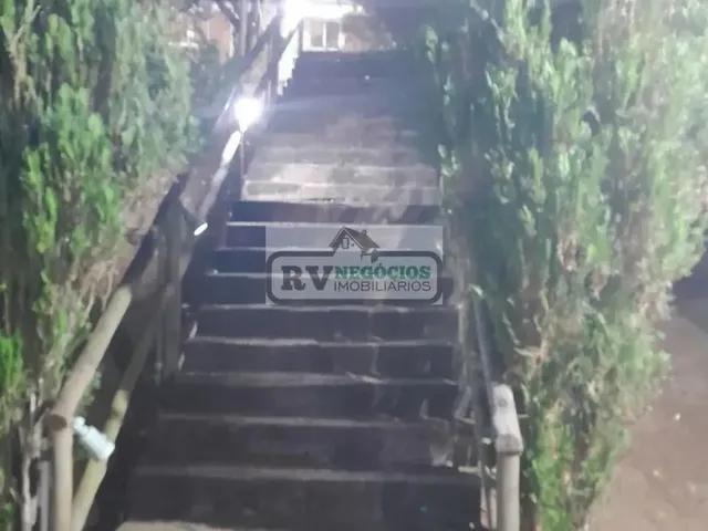 Imagem 9: Tr_Imóvel a Venda Possui 200 Metros Quadrados com 5 Quartos em Previdenciários - Juiz