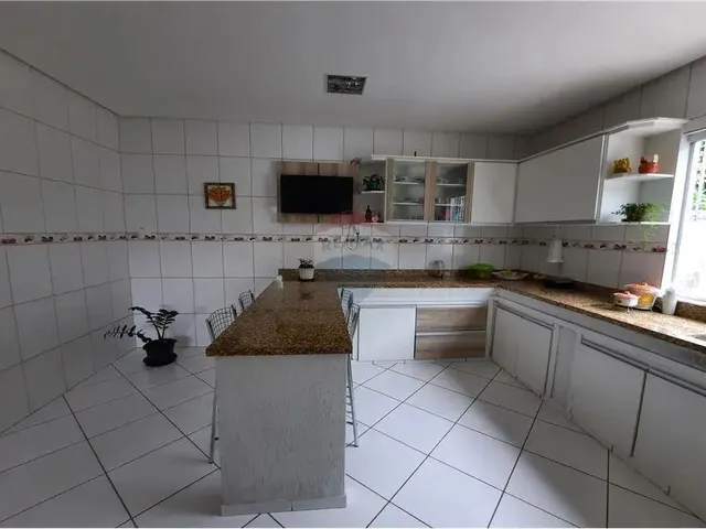 Imagem 9: Ótima Casa Duplex a Venda com 3 Dormitórios Sendo 1 com Suíte, no Bairro Nossa Senhora