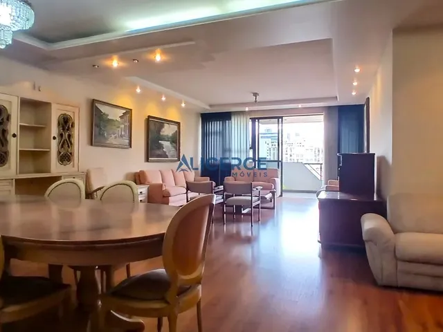 Imagem 9: Apartamento Amplo e Sofisticado no Centro da Cidade