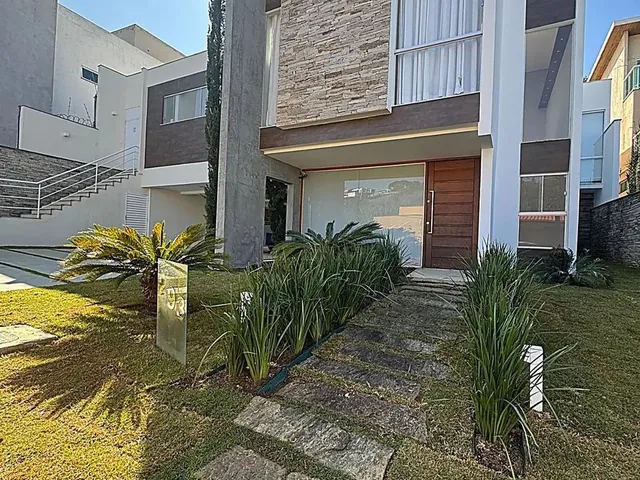 Imagem 12: Ref.: 6153 - Casa de Alto Padrão 4 Suítes, Planejada e Semimobiliada no Portal Do