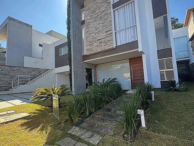 Imagem 10: Ref.: 6153 - Casa de Alto Padrão 4 Suítes, Planejada e Semimobiliada no Portal Do