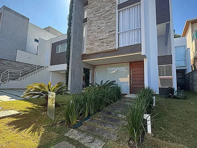 Imagem 9: Ref.: 6153 - Casa de Alto Padrão 4 Suítes, Planejada e Semimobiliada no Portal Do