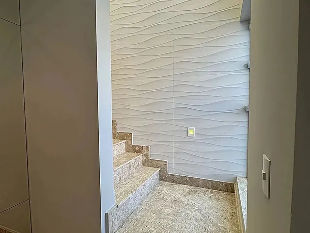 Imagem 8: Ref.: 6153 - Casa de Alto Padrão 4 Suítes, Planejada e Semimobiliada no Portal Do
