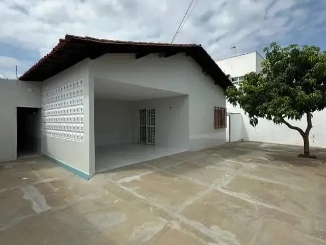 Imagem 13: Casa Exclusiva para Aluguel no Ininga, Teresina 4 Quartos, 2 Suítes