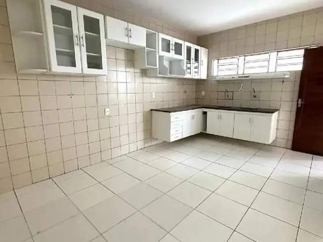 Imagem 7: Casa Exclusiva para Aluguel no Ininga, Teresina 4 Quartos, 2 Suítes