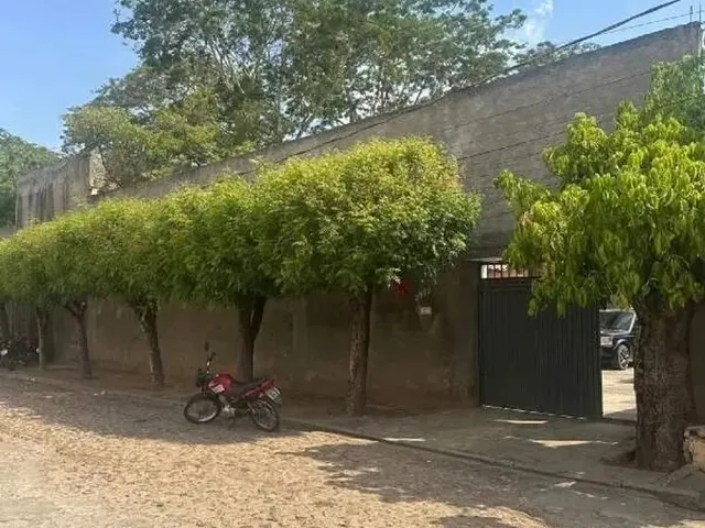 Imagem: Casa com 02 Pavimentos para Aluguel