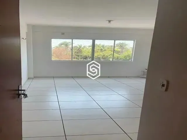 Imagem 2: Apartamento com 1 Vaga de Garagem, Sala de Estar, Cozinha/Area de Servico, 2 Quartos, 1 Ba