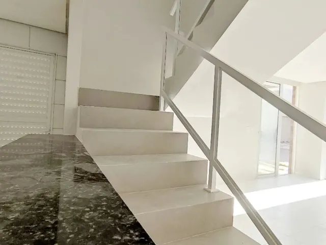 Imagem 2: Ell- Casa Duplex com 3 Quartos Sendo 1 Suíte