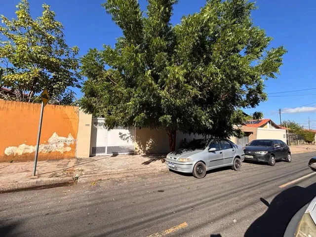Imagem: Imóvel para Aluguel Possui 378 Metros Quadrados