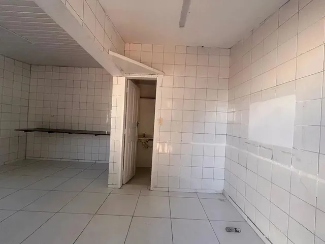 Imagem 10: Imóvel para Aluguel Possui 378 Metros Quadrados com 2 Quartos em Ininga - Teresina - Pi