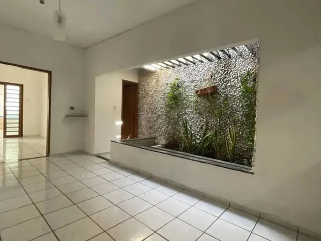 Imagem: Alugo Casa Térrea com 4 Quartos em Bela