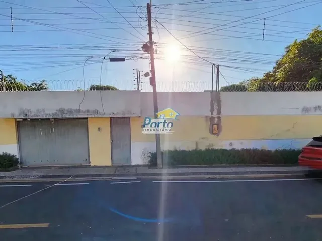 Imagem: Casa para Locação com 4 Quartos, Bairro