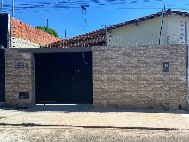 Imagem: 0917/01 - Casa Residencial - Rua Tiradentes
