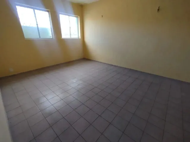 Imagem 2: Excelente Casa Comercial- Bairro Centro - 200 M²