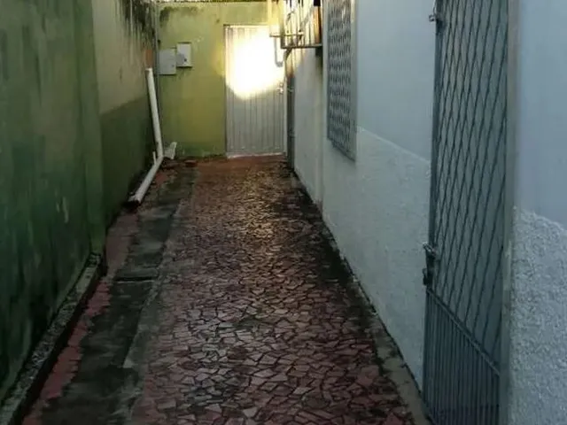 Imagem 9: 10130/01 - Casa Residencial - Rua Pires de Castro