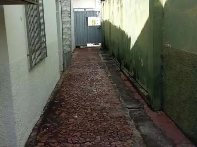 Imagem 8: 10130/01 - Casa Residencial - Rua Pires de Castro