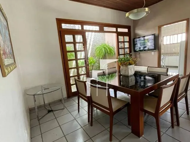 Imagem: Casa À Venda e para Locação - Zona Sul