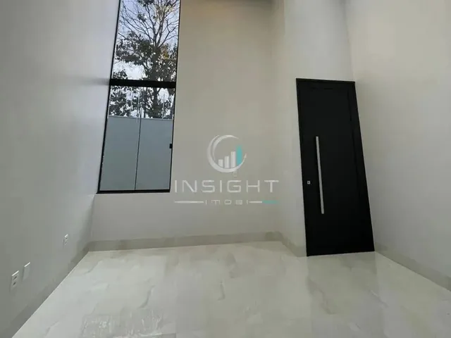 Imagem 12: Casa À Venda no Bairro Itamaraty em Anápolis - 3 Dormitórios, Suíte, Churrasqueira E