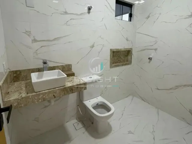 Imagem 3: Casa À Venda no Bairro Itamaraty em Anápolis - 3 Dormitórios, Suíte, Churrasqueira E