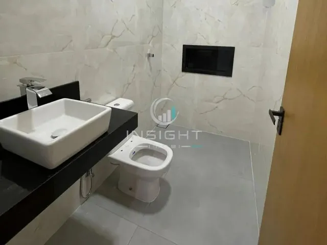 Imagem 10: Casa À Venda no Bairro Itamaraty em Anápolis - 3 Dormitórios, Suíte, Churrasqueira E