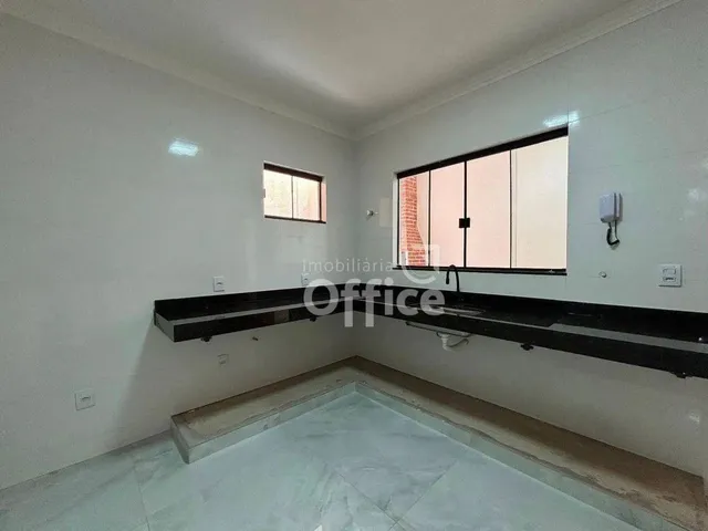 Imagem 2: Casa com 3 Dormitórios À Venda, 114 M² por R$ 350.000,00 - Polocentro L - Anápolis/Go