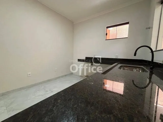 Imagem 3: Casa com 3 Dormitórios À Venda, 114 M² por R$ 350.000,00 - Polocentro L - Anápolis/Go
