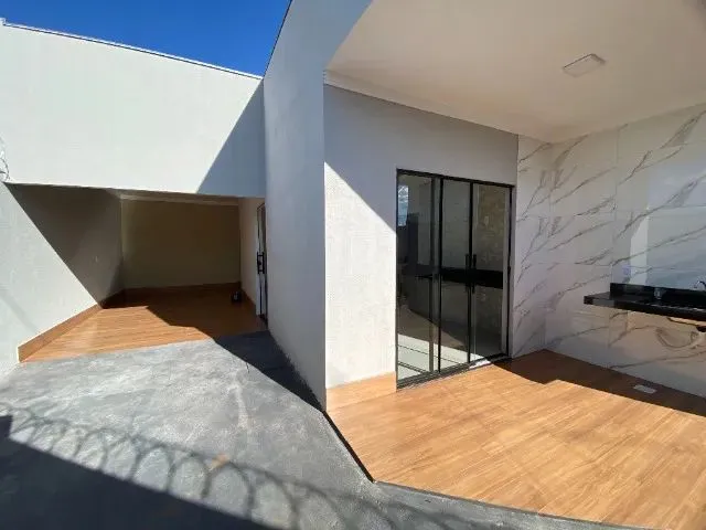 Imagem: Casa Primavera 3 Quartos com Quintal Grande