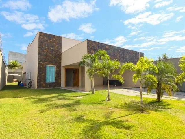 Imagem: A casa possui 3 Dormitórios, 3 Suítes, 4 Banheiros, 4