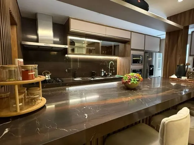 Imagem 7: Casa no Centro Próximo de Tudo - Porteira Fechada