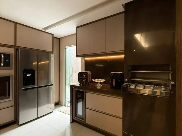 Imagem 8: Casa no Centro Próximo de Tudo - Porteira Fechada