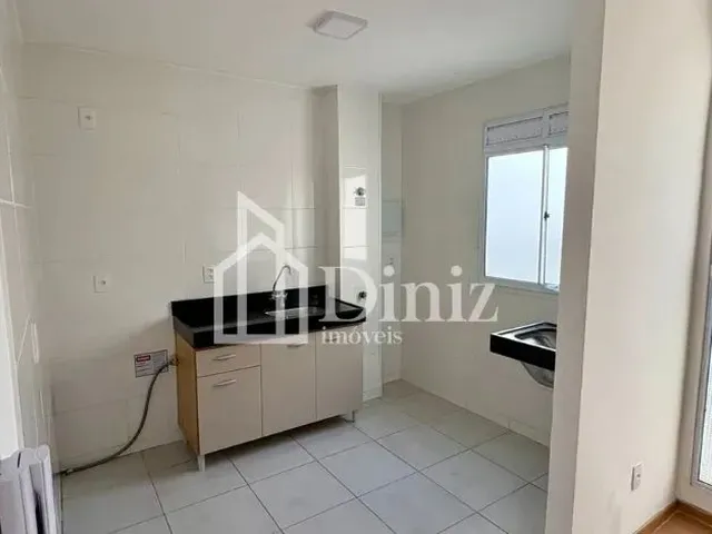 Imagem 7: Apartamento para Venda com 50 Metros Quadrados com 2 Quartos em Vila Jayara - Anápolis
