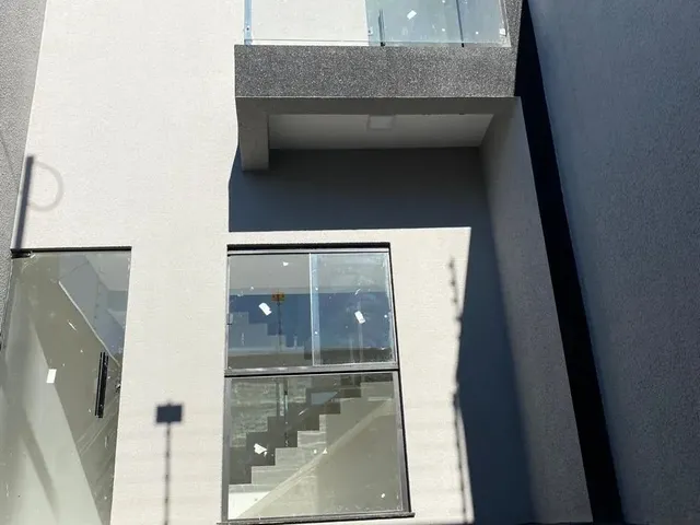 Imagem: Sobrado À Venda no Bairro São Jerônimo