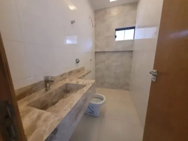 Imagem 6: Casa em Anápolis com 3 Quartos, 1 Suíte, Garagem para 2 Carros, Sala com Pé Direito