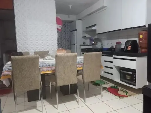 Imagem: O apartamento possui 2 Dormitórios, 1 Banheiro, 1 Vaga na