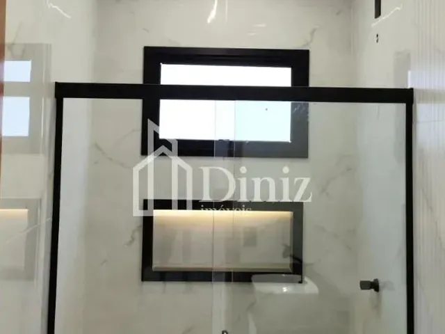 Imagem 2: Casa para a Venda no Setor Central com 3/4 Sendo Um Suíte com 225M2 de Lote