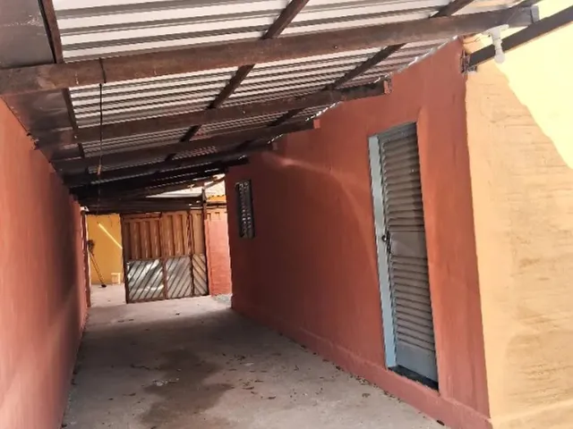 Imagem 10: Casa 2Q + Barracão 1Q Setor Oeste - Uruaçu