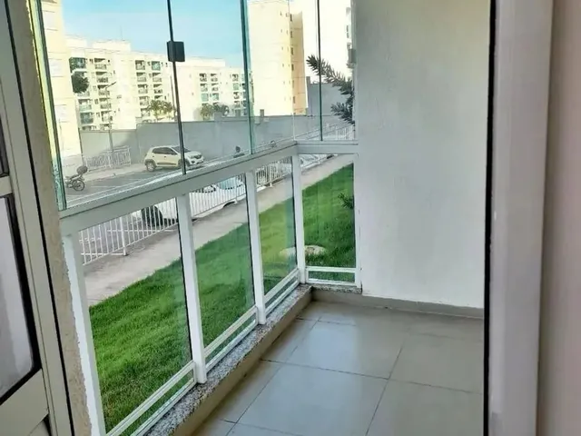 Imagem: O apartamento possui 2 Dormitórios, 1 Suíte, 2 Banheiros,
