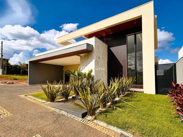 Imagem 1: Casa Térrea 3 Suíte + Escritório no Trianon