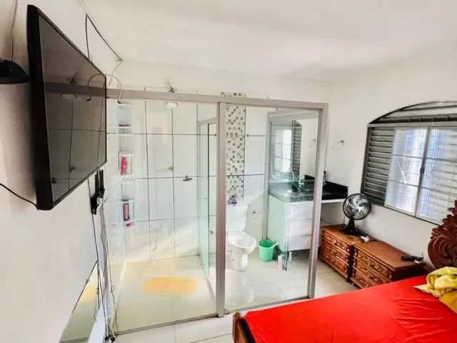 Imagem 8: Casa Grande com 4 Vagas Coberta no Centro Bairro Vila Góis Anápolis