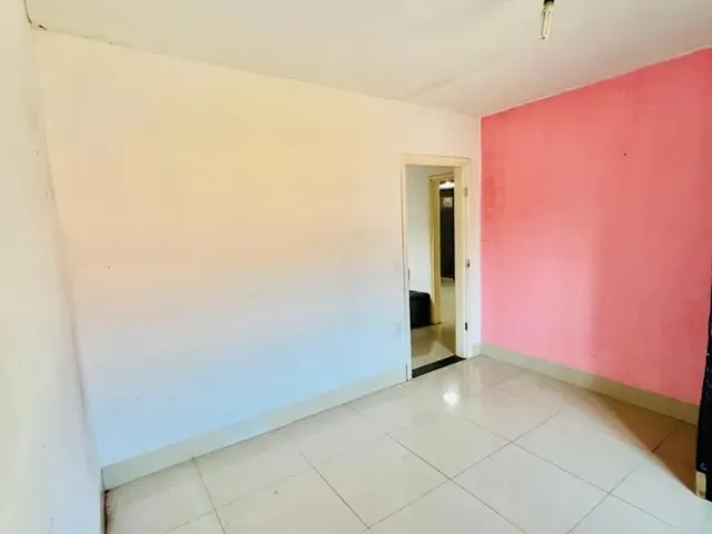 Imagem 9: Casa Grande com 4 Vagas Coberta no Centro Bairro Vila Góis Anápolis